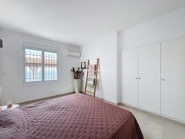 Roses – Somptueuse villa vue mer, 2ème ligne, plage 300m secteur prisé