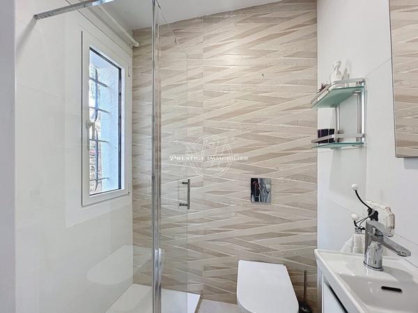 Roses – Somptueuse villa vue mer, 2ème ligne, plage 300m secteur prisé