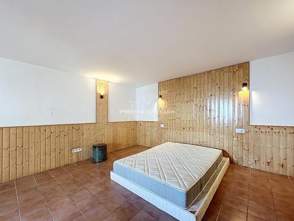 Roses – Somptueuse villa vue mer, 2ème ligne, plage 300m secteur prisé