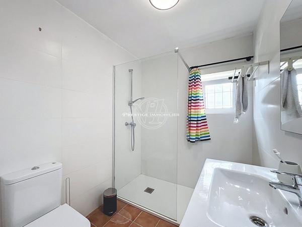 Roses – Somptueuse villa vue mer, 2ème ligne, plage 300m secteur prisé