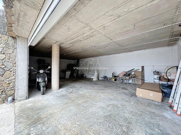 Roses – Somptueuse villa vue mer, 2ème ligne, plage 300m secteur prisé