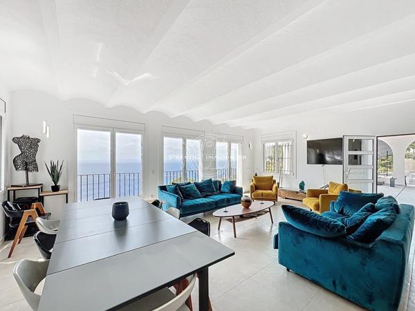 Roses – Somptueuse villa vue mer, 2ème ligne, plage 300m secteur prisé