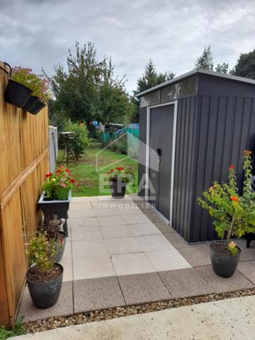 CHAUNY, TRÈS PROCHE CENTRE, MAISON DE VILLE