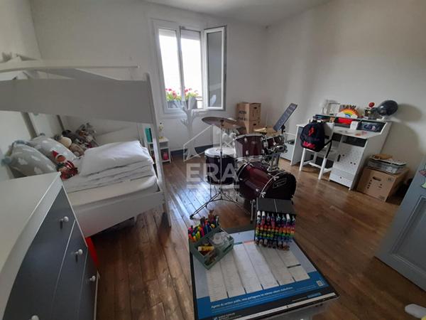 CHAUNY, TRÈS PROCHE CENTRE, MAISON DE VILLE