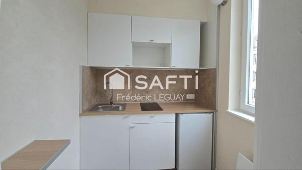 beau studio refait à neuf