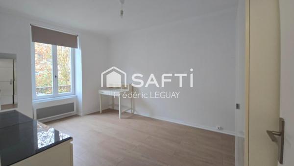 beau studio refait à neuf