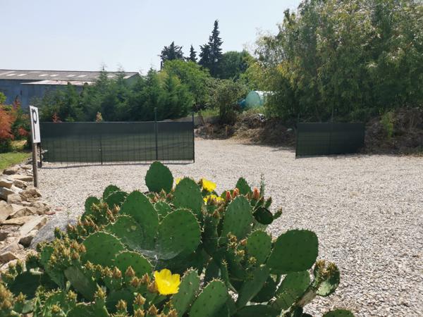 Villefranche-de-Rouergue (12200) Corps de ferme du XVIIIe rénové – Gîtes, mini-camping, piscine et superbe pigeonnier – Aveyron