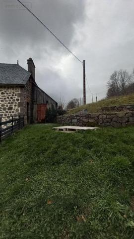 Maison de maître à vendre à Collandres dans le Cantal (15400), ref : FG/2472