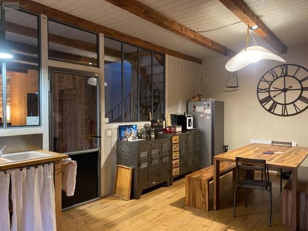 Maison de maître à vendre à Collandres dans le Cantal (15400), ref : FG/2472