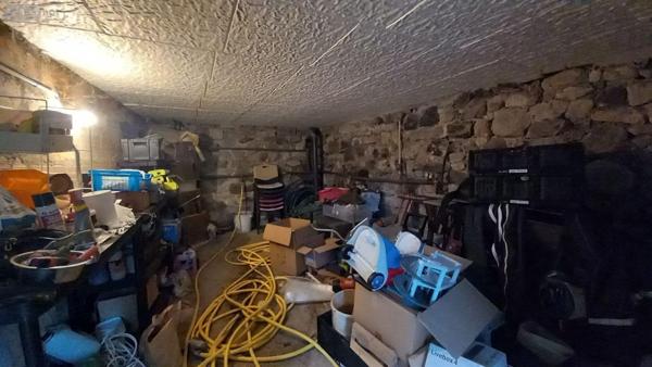 Maison de maître à vendre à Collandres dans le Cantal (15400), ref : FG/2472