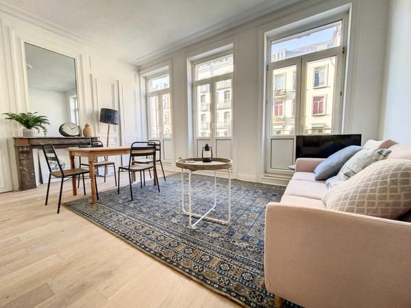 Grand T2 rénové de 53 m²