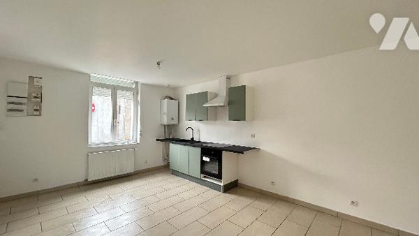 A VENDRE MAISON DE VILLE - SAINT-QUENTIN (02)