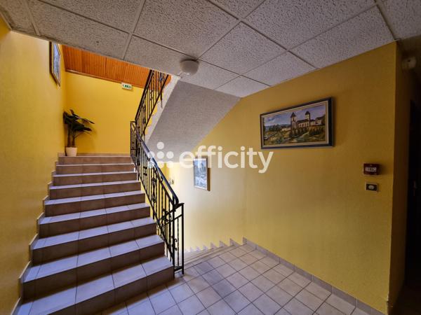 Local Commercial 22 pièces - 757 m² Exclusivité efficity