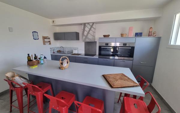 Maison à vendre    5 pièces • 137 m2 Montfavet - Avignon