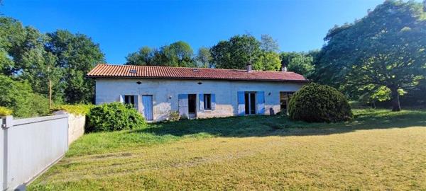 Maison à vendre |  La Roche-Chalais |  7 pièces | 274 m²