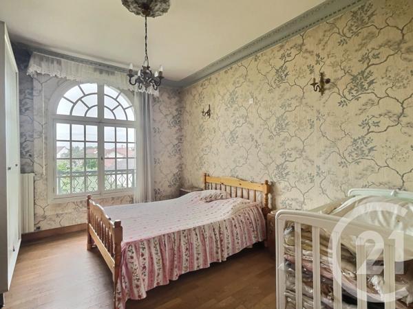 Maison à vendre  7 pièces - 151,92 m 2   AULNAY SOUS BOIS  - 93