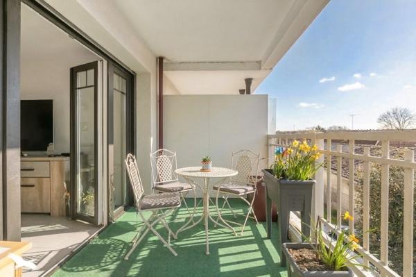 Appartement à vendre |                                       Marcheprime |                                        3 pièces  |  63 m²
