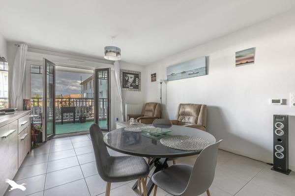 Appartement à vendre |                                       Marcheprime |                                        3 pièces  |  63 m²