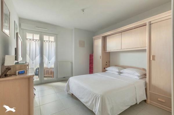 Appartement à vendre |                                       Marcheprime |                                        3 pièces  |  63 m²