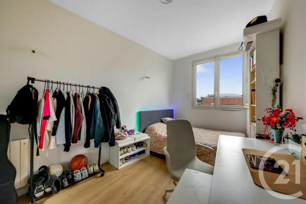 Appartement F3 à vendre  3 pièces - 62,74 m 2   ARCUEIL  - 94