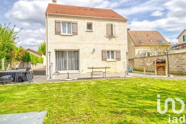 Maison 6 pièces de 105 m² à Écouen (95440)