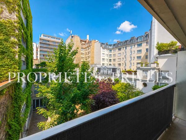 Studio lumineux de 33 m² avec balcon sur jardin au coeur d'Auteuil Sud - Paris 16e