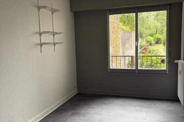 Location - BUREAUX 80 m 2