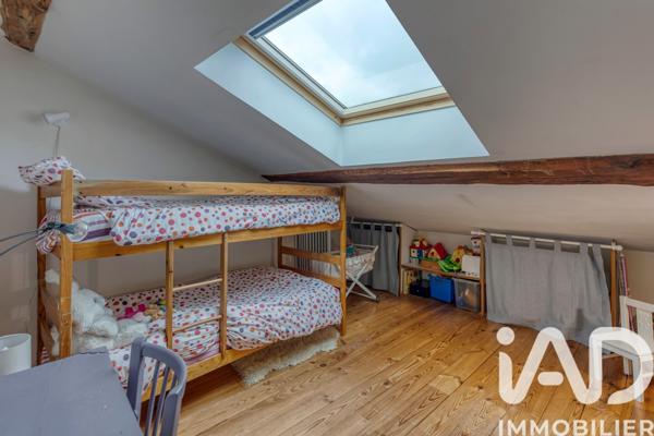 Maison à vendre 8 pièces 303 m² Saint-Ismier