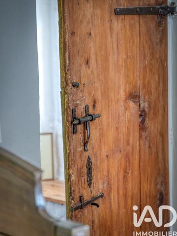 Maison à vendre 8 pièces 303 m² Saint-Ismier