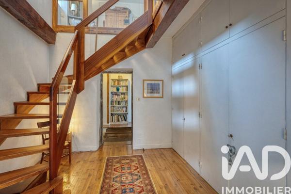 Maison à vendre 8 pièces 303 m² Saint-Ismier