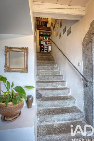 Maison à vendre 8 pièces 303 m² Saint-Ismier