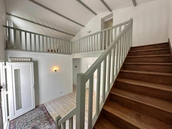 Maison à vendre    5 pièces •  Breuillet