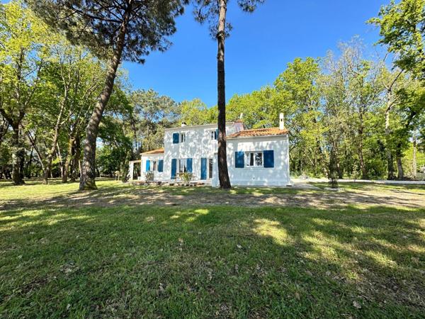 Maison à vendre    5 pièces •  Breuillet