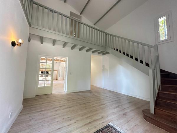 Maison à vendre    5 pièces •  Breuillet