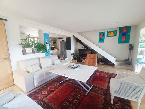 Frontignan plage (34110) - Magnifique villa R+1 d'environ 112M² , de type 4 avec jardin...