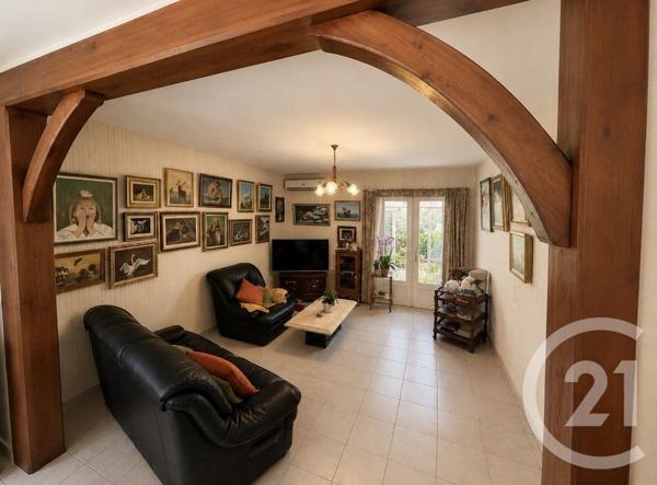 Maison à vendre  4 pièces - 101,20 m 2   SAUJON  - 17