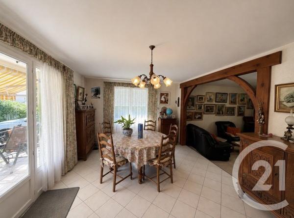 Maison à vendre  4 pièces - 101,20 m 2   SAUJON  - 17