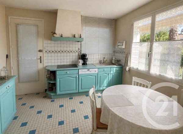 Maison à vendre  4 pièces - 101,20 m 2   SAUJON  - 17