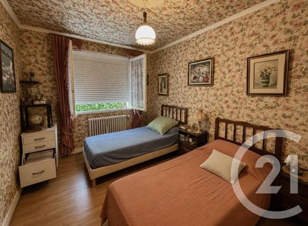 Maison à vendre  4 pièces - 101,20 m 2   SAUJON  - 17