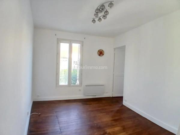 Vente                                                      Appartement
                        
                     2 pièces                      32 m2                     à Villeneuve-Saint-Georges