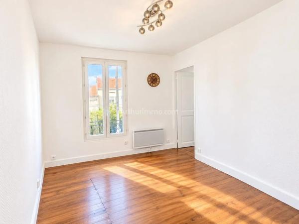 Vente                                                      Appartement
                        
                     2 pièces                      32 m2                     à Villeneuve-Saint-Georges
