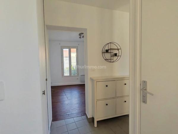 Vente                                                      Appartement
                        
                     2 pièces                      32 m2                     à Villeneuve-Saint-Georges