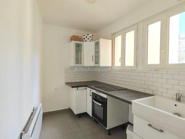 Vente                                                      Appartement
                        
                     2 pièces                      32 m2                     à Villeneuve-Saint-Georges