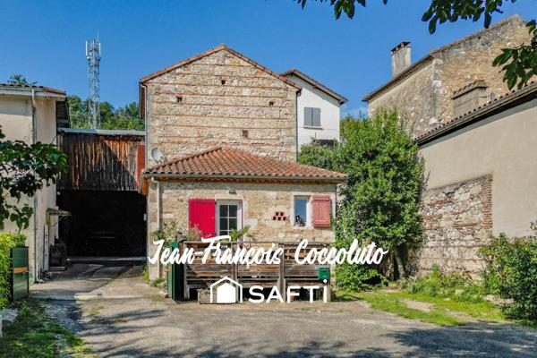 Maison de caractère avec terrasse et accès Garonne