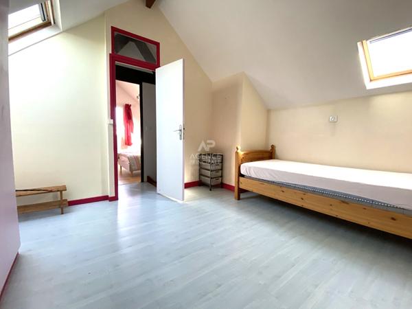 Maison Nanterre 5 pièce(s) 104.15 m2 €529 000 ** - Référence 14997