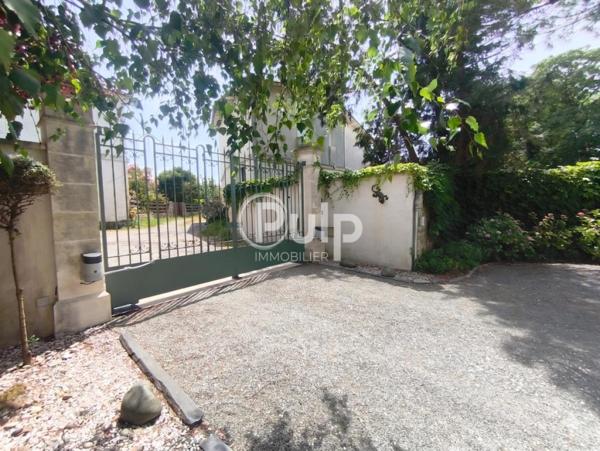 Maison à vendre à Le Gua - Réf. larf31