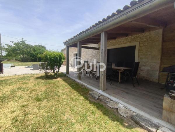 Maison à vendre à Le Gua - Réf. larf31