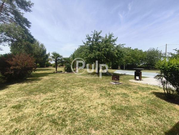 Maison à vendre à Le Gua - Réf. larf31