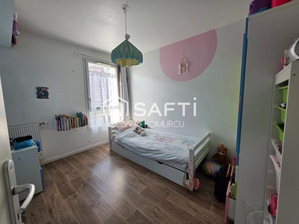 Duplex 3 pièces de 2017 au village d'Eragny (95)