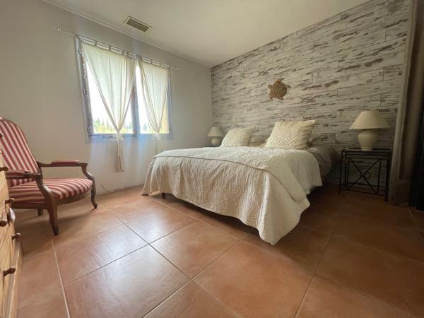 Propriété 4 pièces 160 m2 avec Piscine